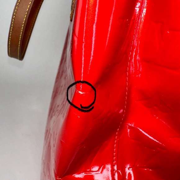 LV w/ COA Reade Shopper Tote MM in Red Vernis - Picture 7 of 16